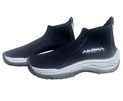 Akona 3.5/6MM Low-Cut Molded Sole Boot