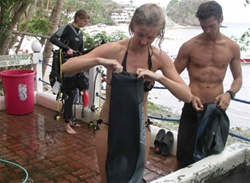 RENTAL GEAR CLEAN UP FEE